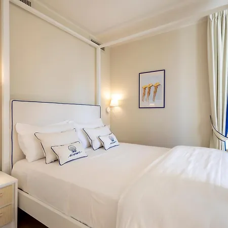 호텔 A'mare Boutique &