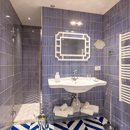 A'mare Boutique & 피에트라리구레