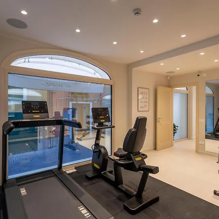 A'mare Boutique & 3*