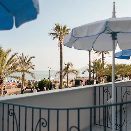 A'mare Boutique & 3* Pietra Ligure