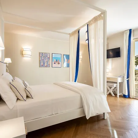 A'mare Boutique & 3* Pietra Ligure