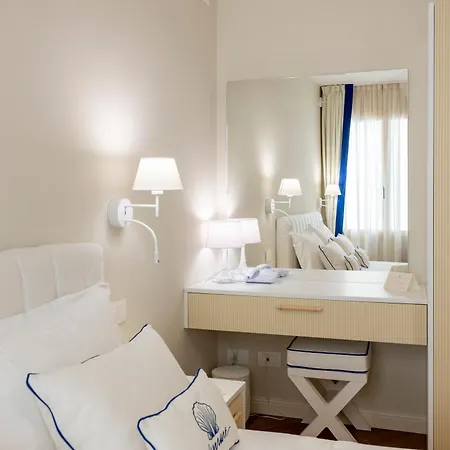 A'mare Boutique & 3* Pietra Ligure