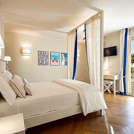 A'mare Boutique & Pietra Ligure