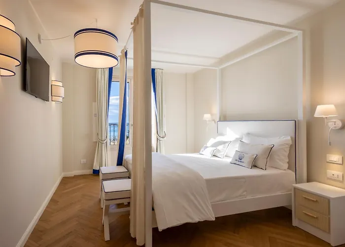 ホテル A'mare Boutique & ピエトラ・リーグレ