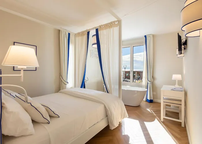 ホテル A'mare Boutique & 3*