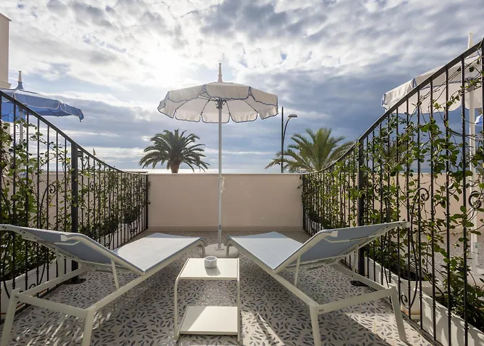 A'mare Boutique & 3*