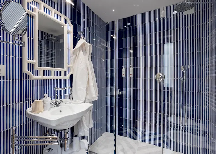 A'mare Boutique & ピエトラ・リーグレ