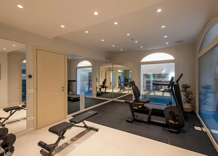 A'mare Boutique & 3* ピエトラ・リーグレ